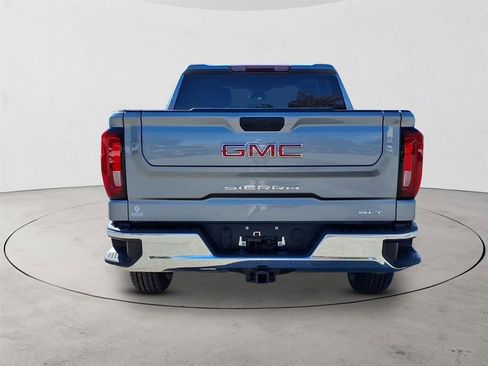 Certified 2024 GMC Sierra 1500 SLT image 6