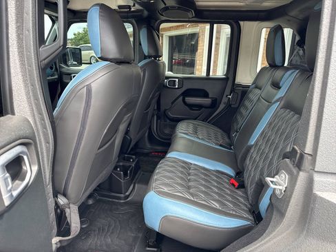 Used 2021 Jeep Wrangler Unlimited Sport AWD/4WD image 19