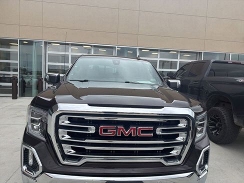 Used 2019 GMC Sierra 1500 SLT w/ SLT Premium Plus Package AWD/4WD image 2