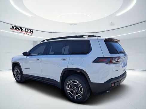 New 2026 Jeep Cherokee Limited image 5