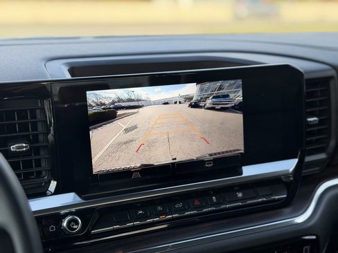 Used 2023 GMC Sierra 1500 SLT w/ SLT Convenience Package image 22