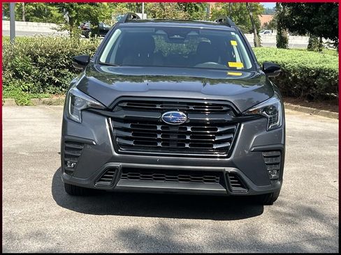 Used 2023 Subaru Ascent Onyx Edition AWD/4WD image 2