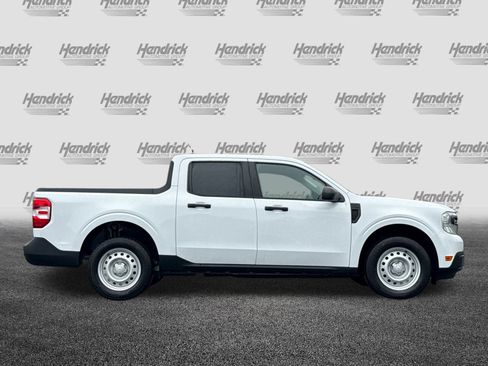Used 2022 Ford Maverick XL image 3