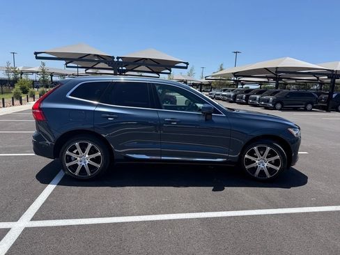 Used 2020 Volvo XC60 T5 Inscription FWD image 4