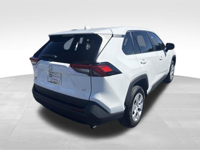 Used 2025 Toyota RAV4 LE FWD image 5