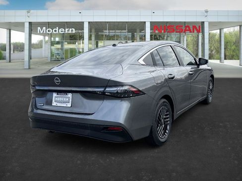 New 2026 Nissan Sentra SV image 7