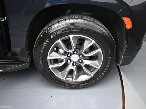 Used 2022 Chevrolet Tahoe LT w/ Luxury Package image 24