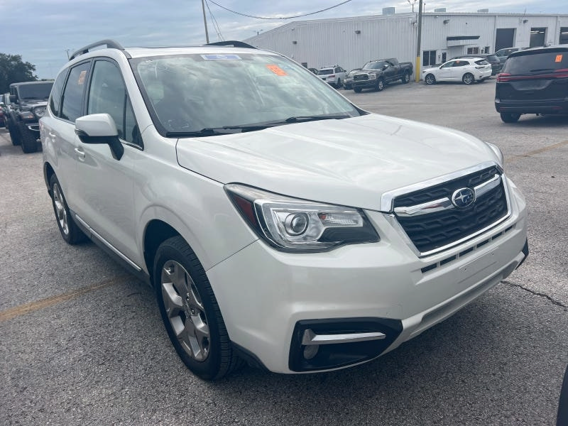 Used 2017 Subaru Forester 2.5i Touring AWD/4WD image 2
