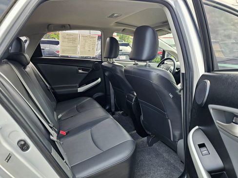 Used 2012 Toyota Prius Four w/ Deluxe Solar Roof Pkg FWD image 12