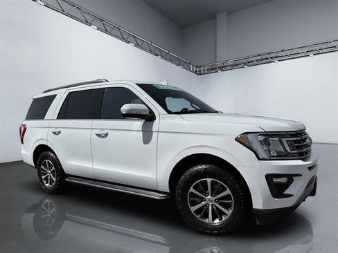 Used 2021 Ford Expedition XLT image 30