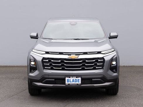 New 2026 Chevrolet Equinox LT w/ Safety and Technology Package AWD/4WD image 17