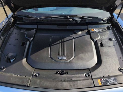 Used 2024 Cadillac Lyriq Luxury w/ LPO, Floor Liner Package image 15