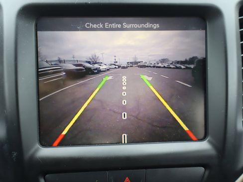 Used 2015 Jeep Cherokee Latitude w/ Cold Weather Group image 26