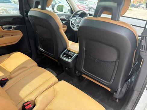 Used 2016 Volvo XC90 T6 Momentum AWD/4WD image 28