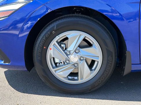 New 2026 Hyundai Elantra SE image 11