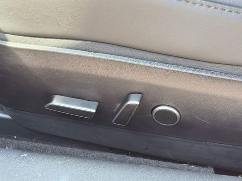Used 2023 Tesla Model 3 Standard Range RWD image 17