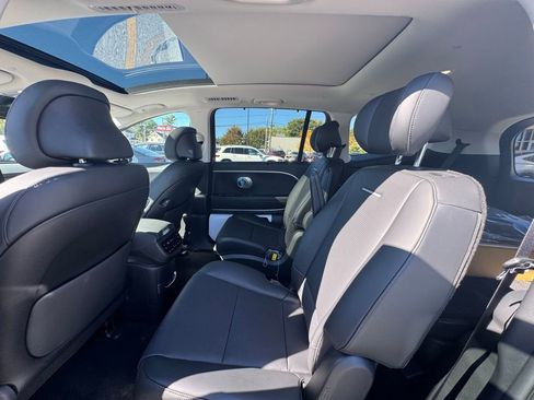 New 2026 Hyundai Ioniq 9 Limited image 14