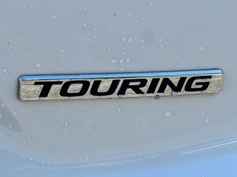 Used 2021 Honda CR-V Touring image 9