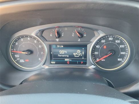 Used 2023 GMC Acadia SLE w/ Driver Convenience Package image 15