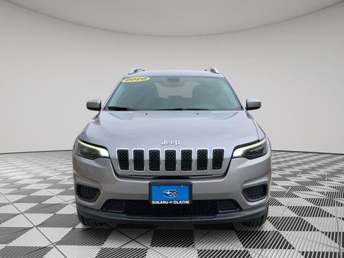 Used 2020 Jeep Cherokee Latitude w/ Cold Weather Group image 13