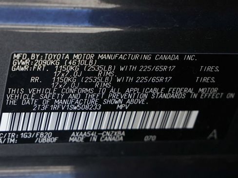 Used 2025 Toyota RAV4 LE AWD/4WD image 36