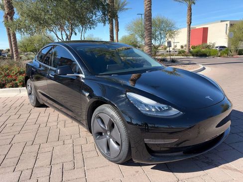 Used 2018 Tesla Model 3 Mid Range image 13