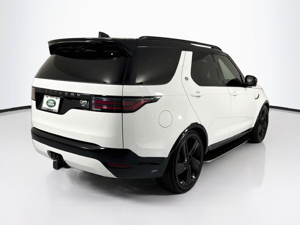 Used 2023 Land Rover Discovery HSE R-Dynamic AWD/4WD image 5