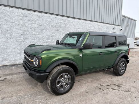 Used 2025 Ford Bronco Big Bend image 4