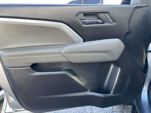 Used 2024 Chevrolet Colorado ZR2 image 19