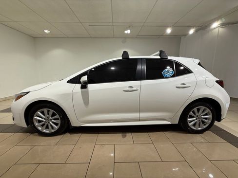 Certified 2025 Toyota Corolla SE image 2