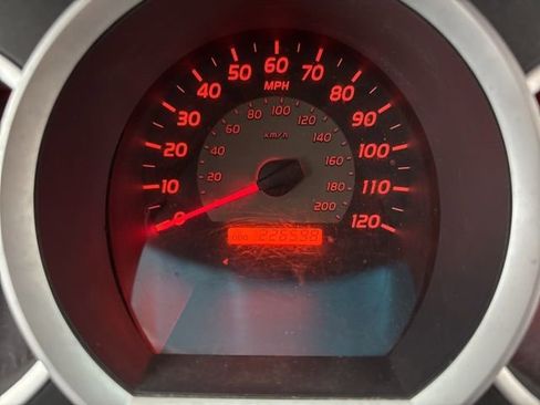 Used 2010 Toyota Tacoma 4x4 Double Cab image 28