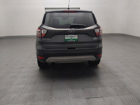 Used 2017 Ford Escape SE FWD image 6