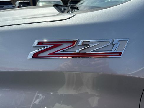 Used 2021 Chevrolet Silverado 1500 RST w/ Z71 Off-Road Package AWD/4WD image 8