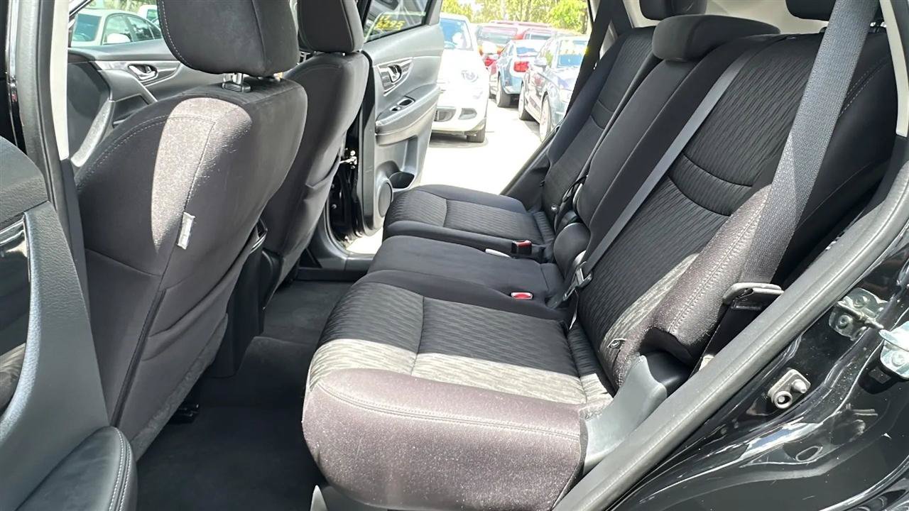 Used 2017 Nissan Rogue SV w/ Midnight Edition FWD image 24