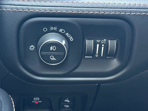 Certified 2021 RAM 1500 Limited image 30