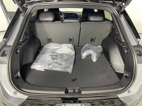 New 2026 Chevrolet Equinox EV RS image 15