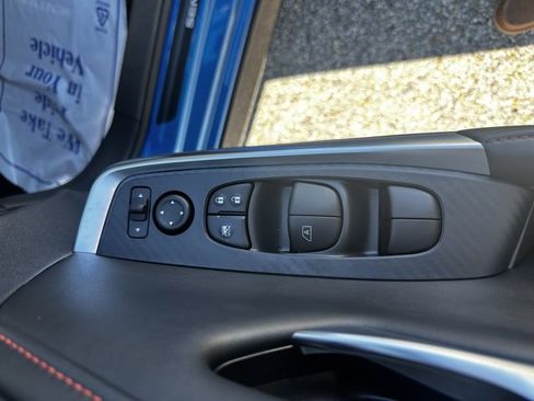 New 2025 Nissan Sentra SR w/ Midnight Edition image 17