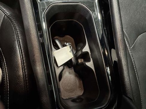 Used 2023 Jeep Compass High Altitude image 25