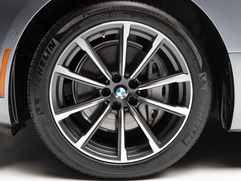 Used 2019 BMW 640i Gran Turismo xDrive image 5