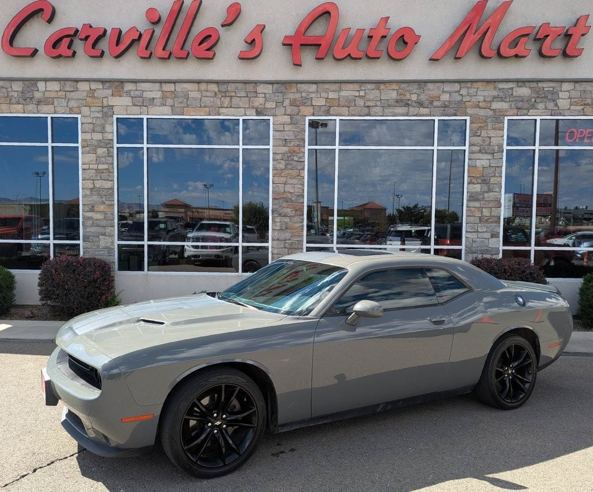 Used 2017 Dodge Challenger SXT Plus RWD image 1