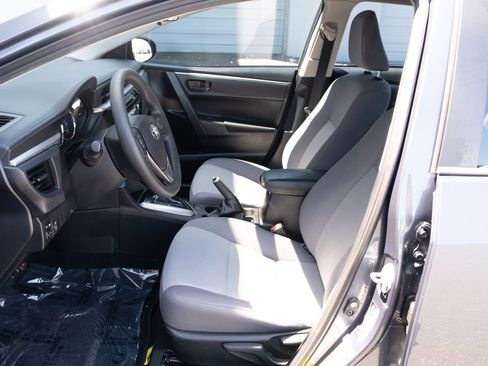 Used 2015 Toyota Corolla L FWD image 8