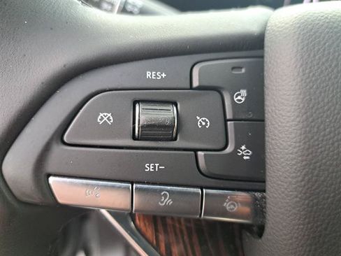 Certified 2023 Cadillac Escalade Premium Luxury w/ Performance Package AWD/4WD image 45