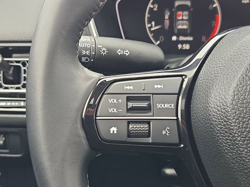 Used 2024 Honda Civic EX-L image 18