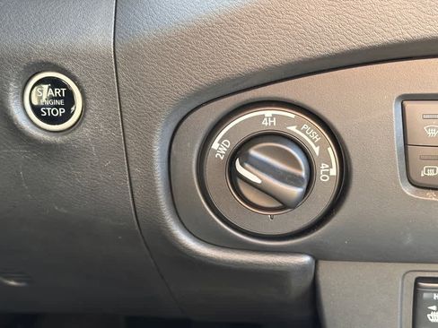 Used 2023 Nissan Frontier SV w/ SV Convenience Package image 24