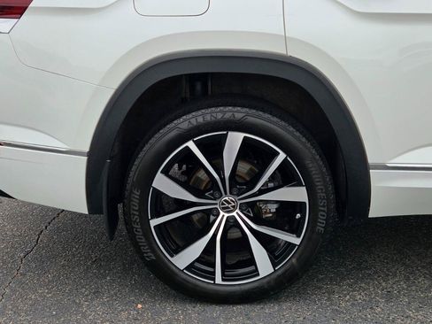 Used 2024 Volkswagen Atlas SEL Premium R-Line AWD/4WD image 19