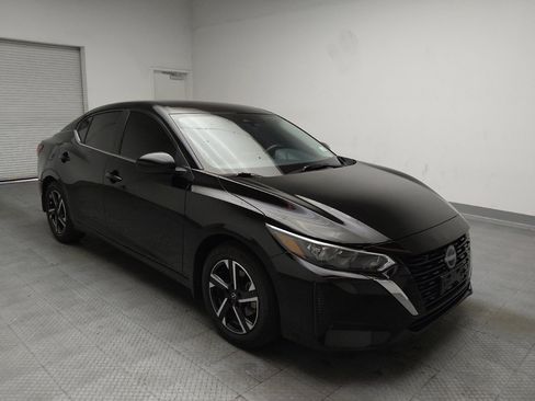 Used 2025 Nissan Sentra SV w/ All-Weather Package FWD image 13