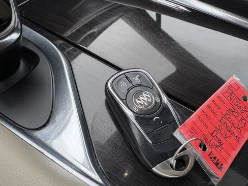 Used 2019 Buick Enclave Essence image 39