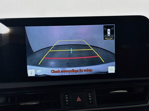 Certified 2024 Lexus ES 350 w/ Premium Package FWD image 17