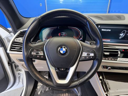 Used 2021 BMW X5 xDrive40i AWD/4WD image 15