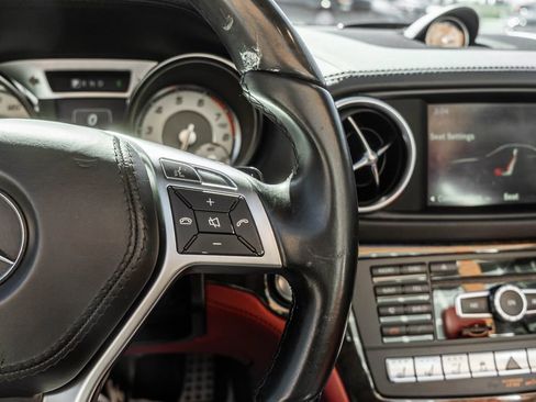 Used 2015 Mercedes-Benz SL 400 image 23
